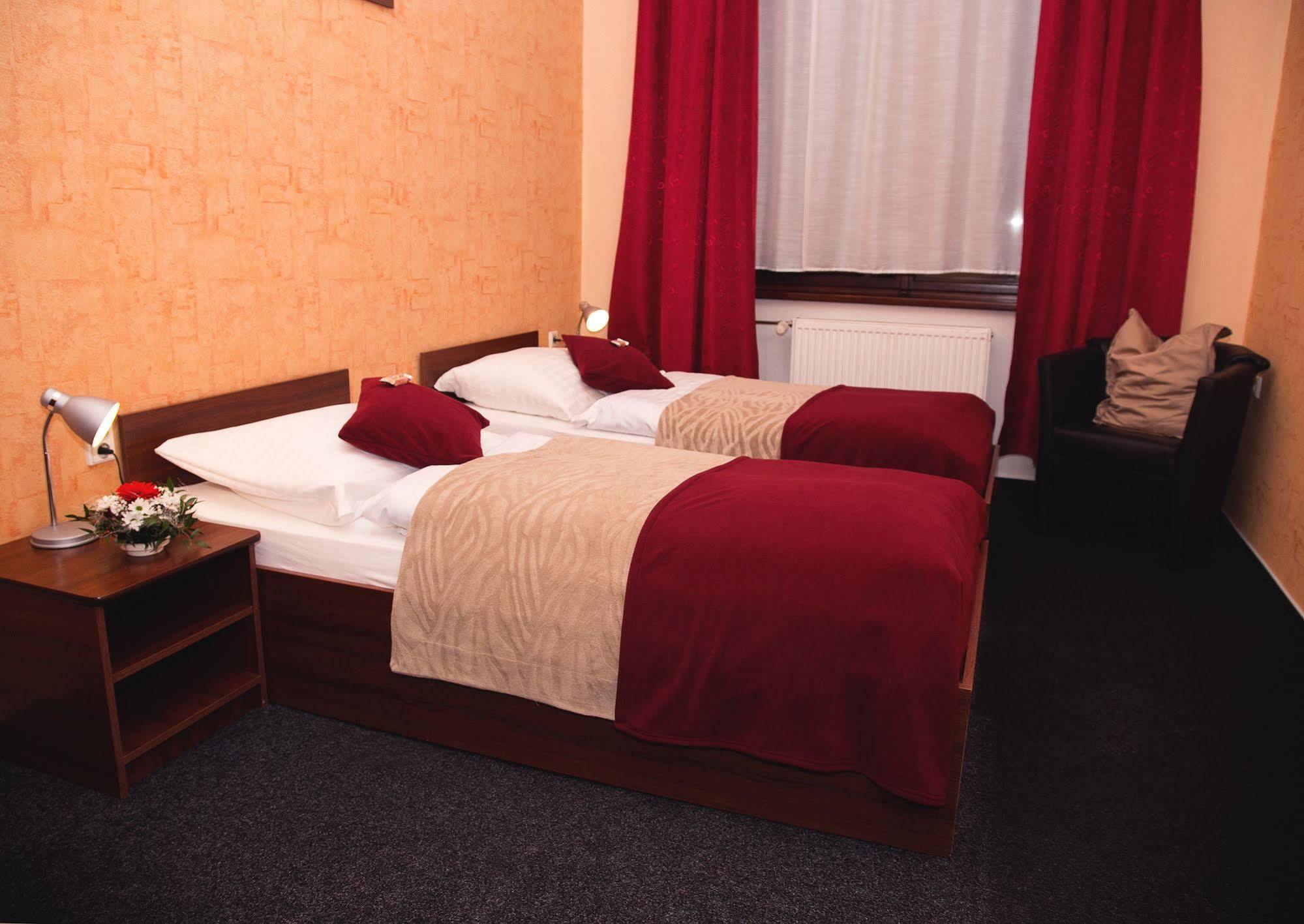 Hotel Centrum Hranice  Exterior photo